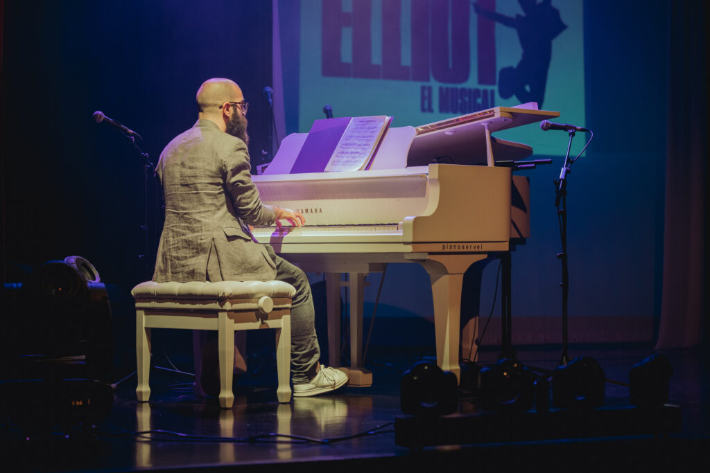 GALA PREMIS TEATRE MUSICAL RESOLUCIO XARXES JORDI GALDERIC R3 1720