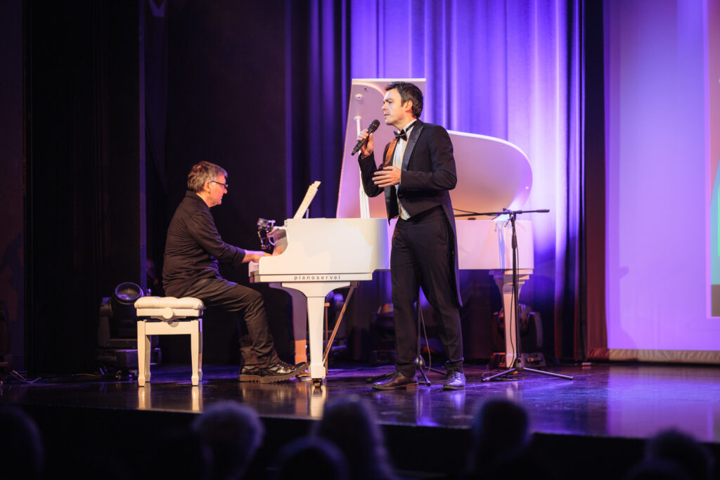 20251110 4A GALA PREMIS TEATREMUSICAL CAT BARCELONA RESOLUCIO XARXES JORDI GALDERIC R3 5437
