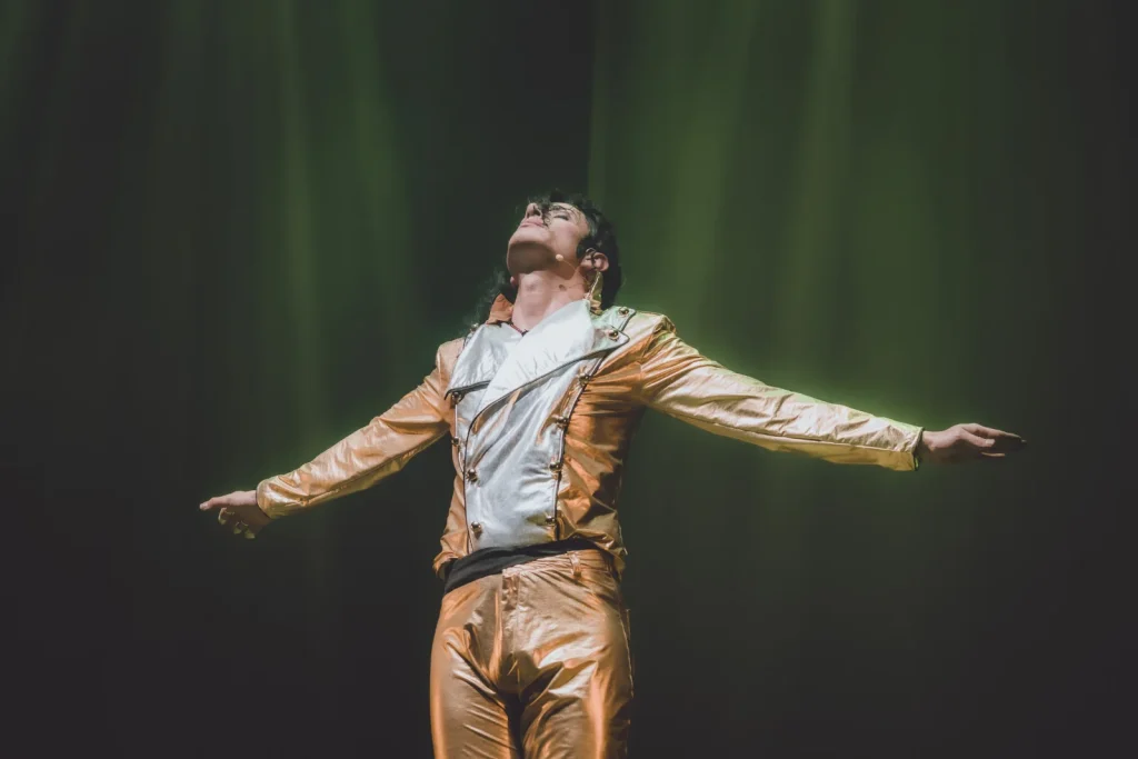 AMAZING MICHAEL TEATRE MUSICAL